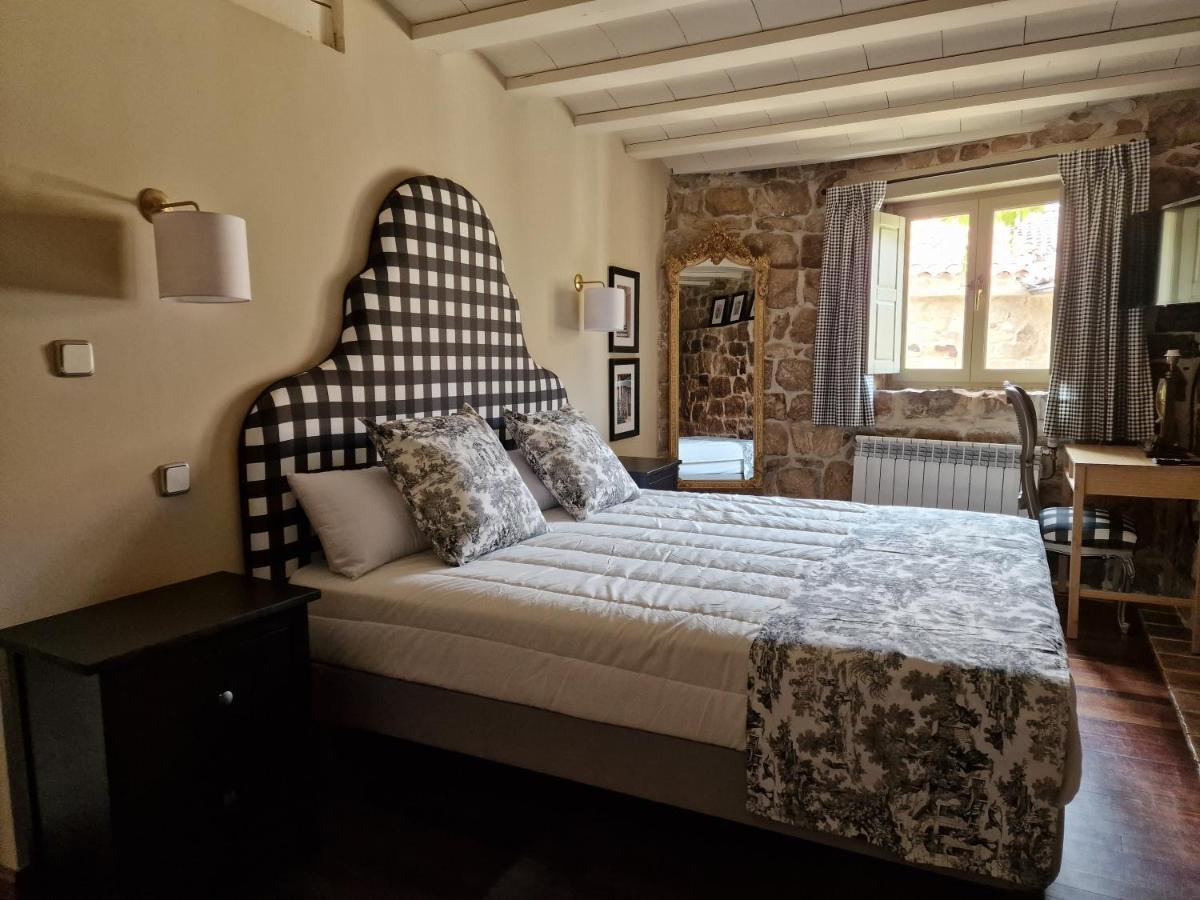 Maison Baron De La Galleta B&B Quintanilla las Torres Exteriör bild