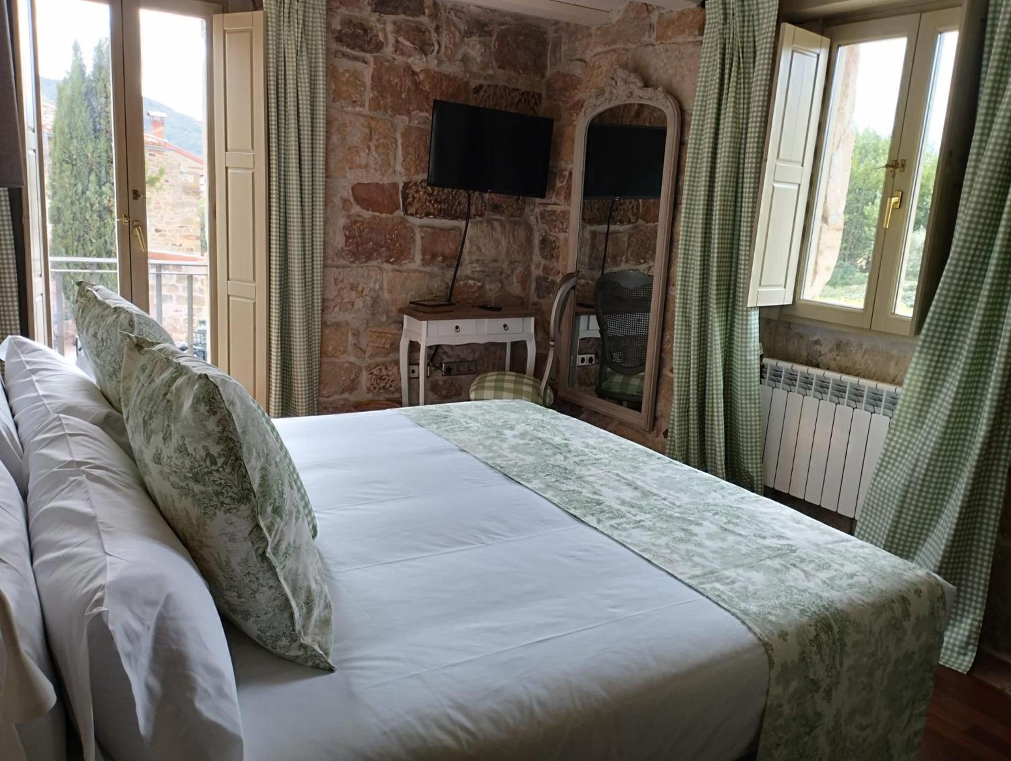 Maison Baron De La Galleta B&B Quintanilla las Torres Exteriör bild